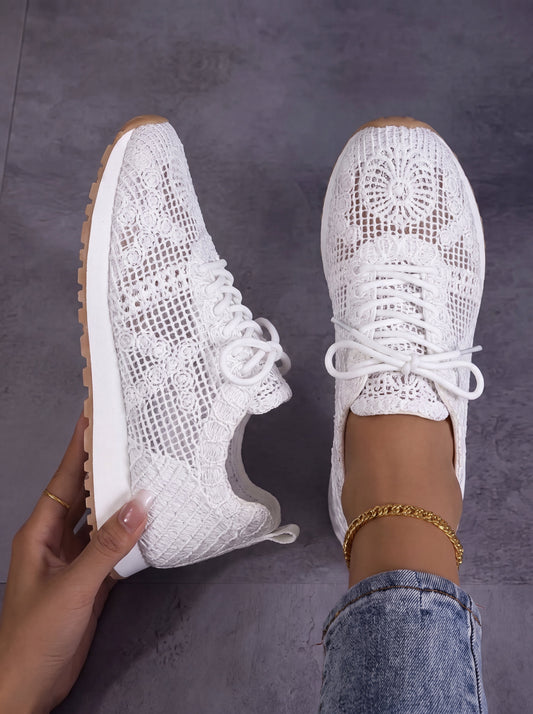 Nives | Lightweight Elegant Lace Sneakers