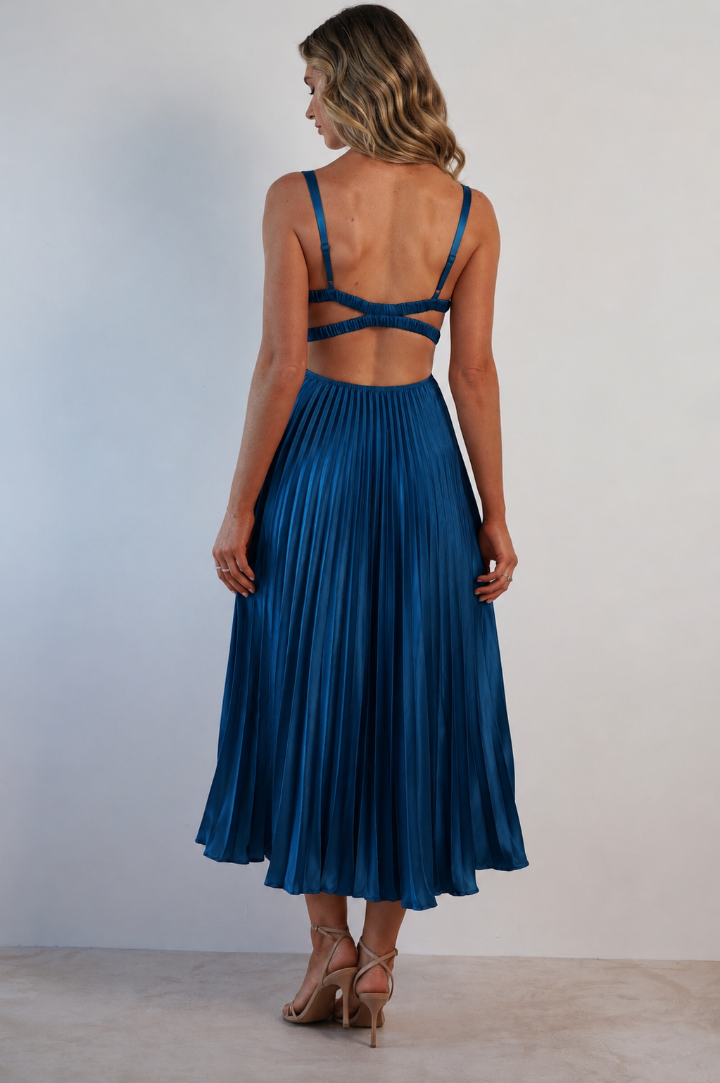 Malka | Elegant Soft-Drape Maxi Dress