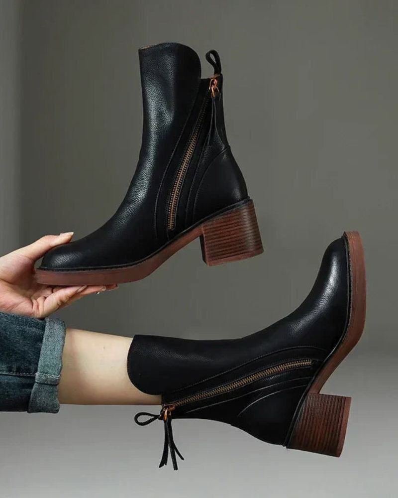 Valorine | Timeless Black Leather Boots with a Comfortable Heel