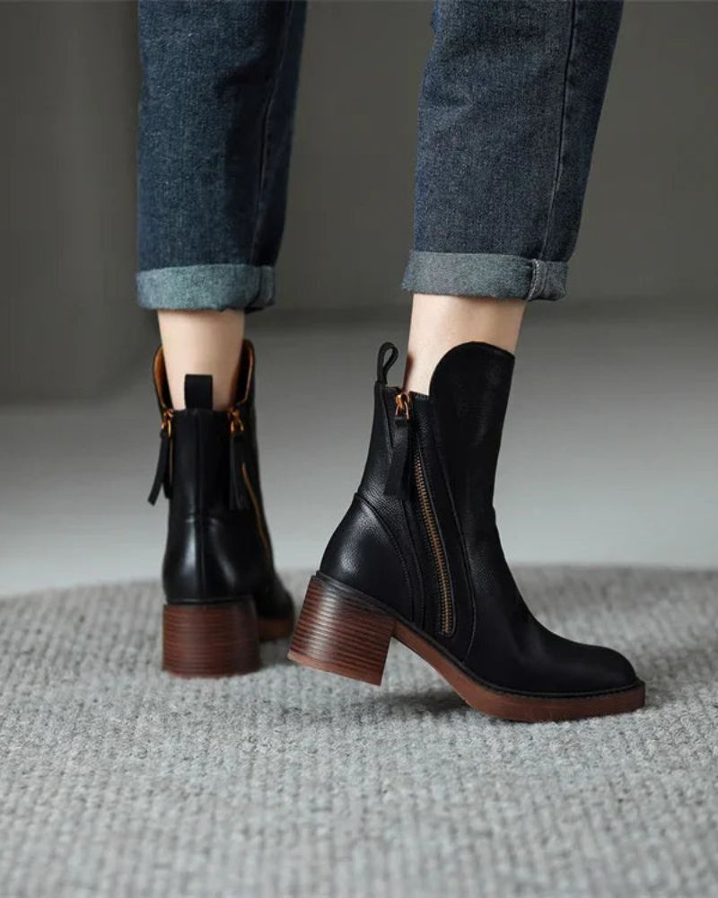 Valorine | Timeless Black Leather Boots with a Comfortable Heel