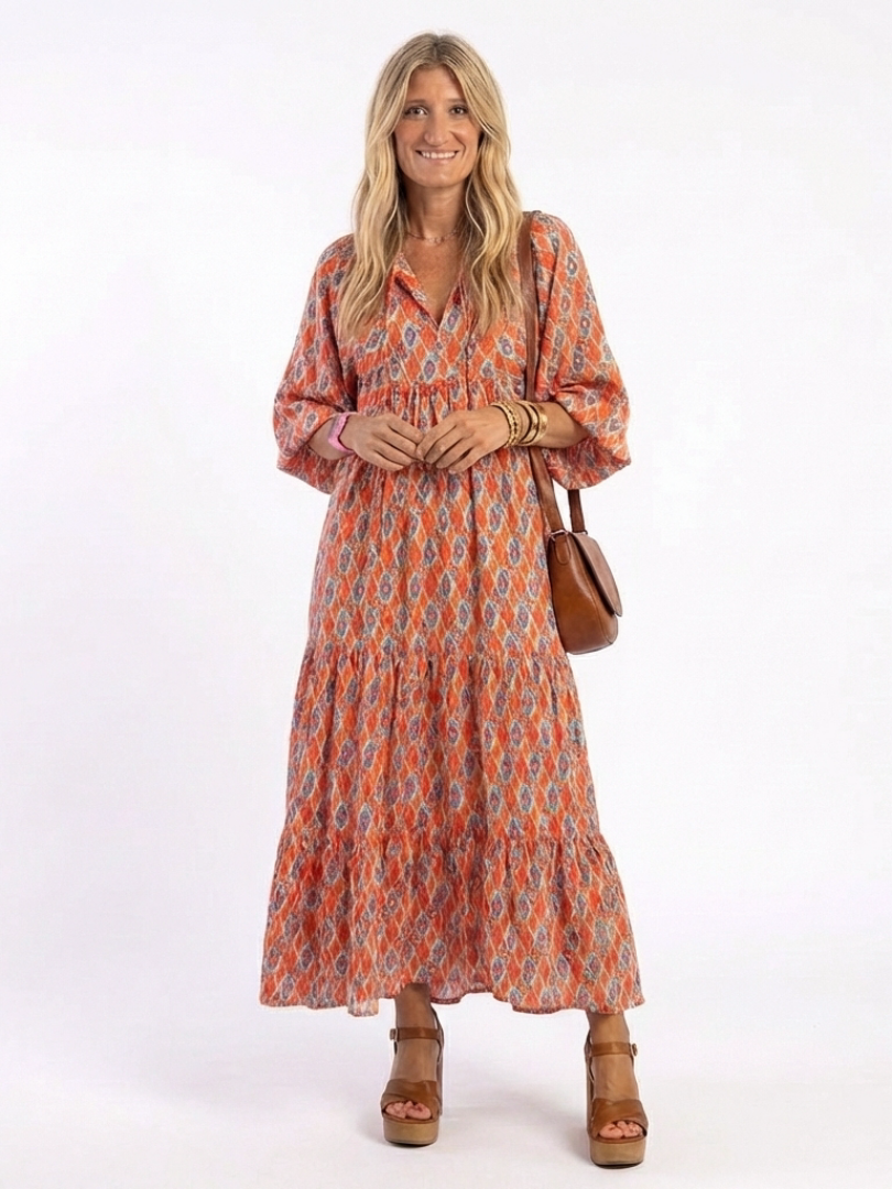 Amara | Robe Midi à Étages Col V Imprimé Géométrique