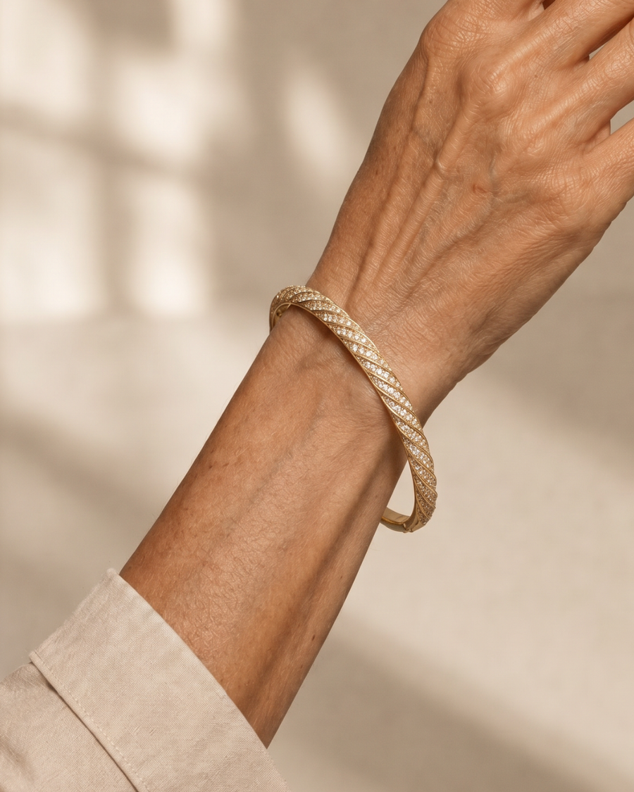 Topazia | Twisted Crystal Inlay Slim Bangle
