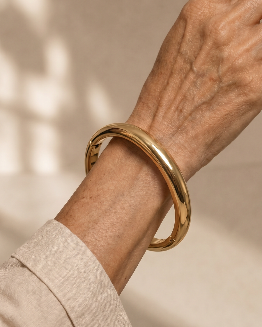 Viom | Polished Rounded Bangle