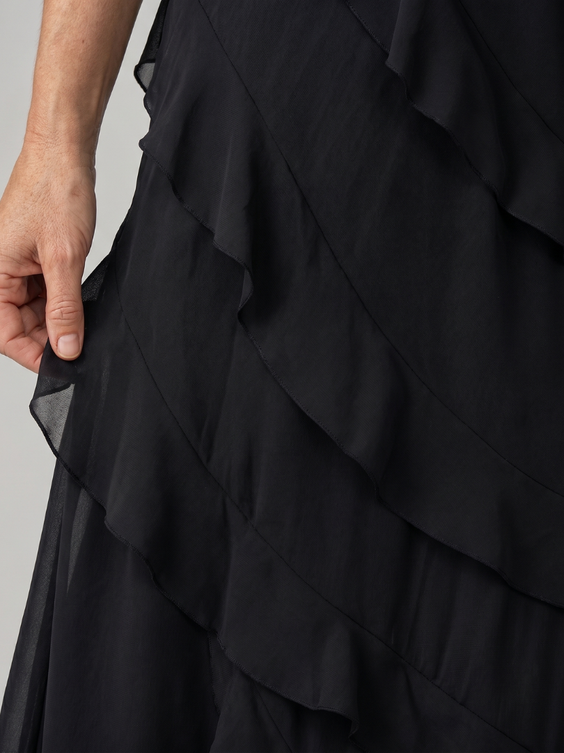 Riper | Spaghetti Strap Layered Ruffle Detail Maxi Dress