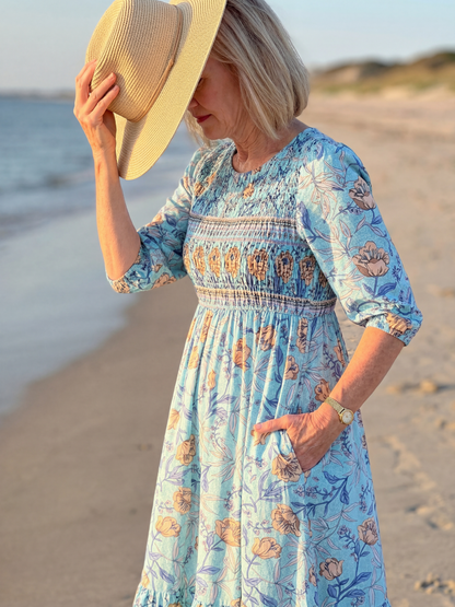 Sandelle | Floral Gather Midi Dress