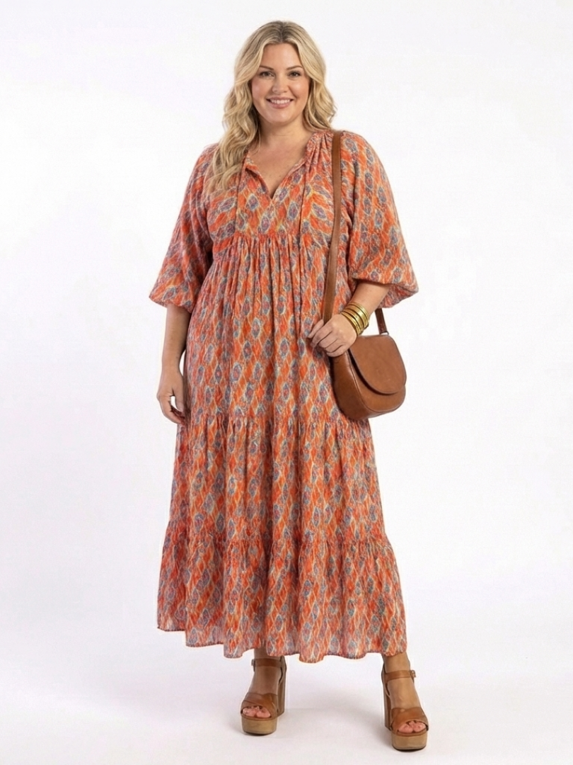 Amara | Robe Midi à Étages Col V Imprimé Géométrique