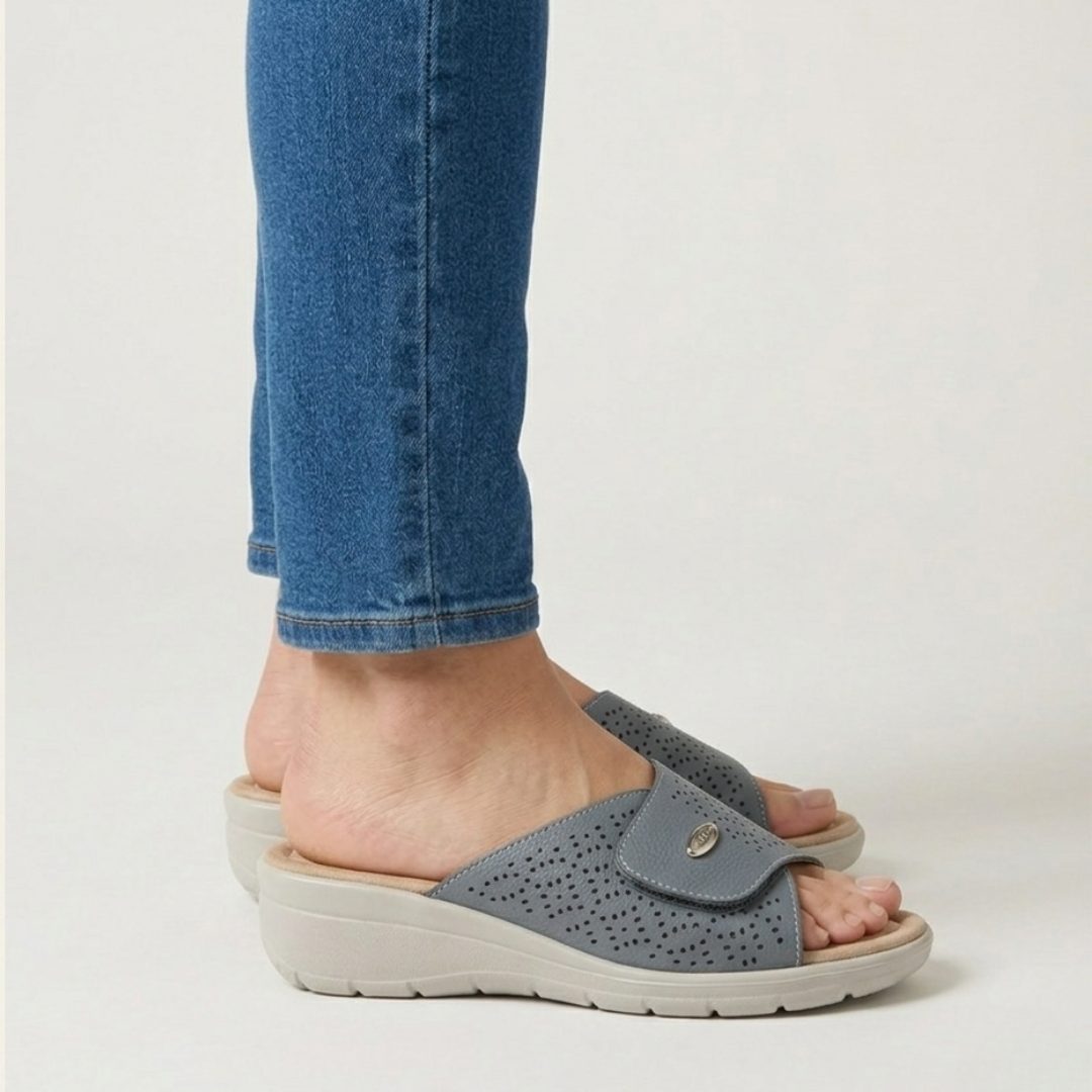 Carolina | Comfort Slides
