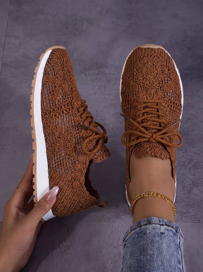 Nives | Lightweight Elegant Lace Sneakers