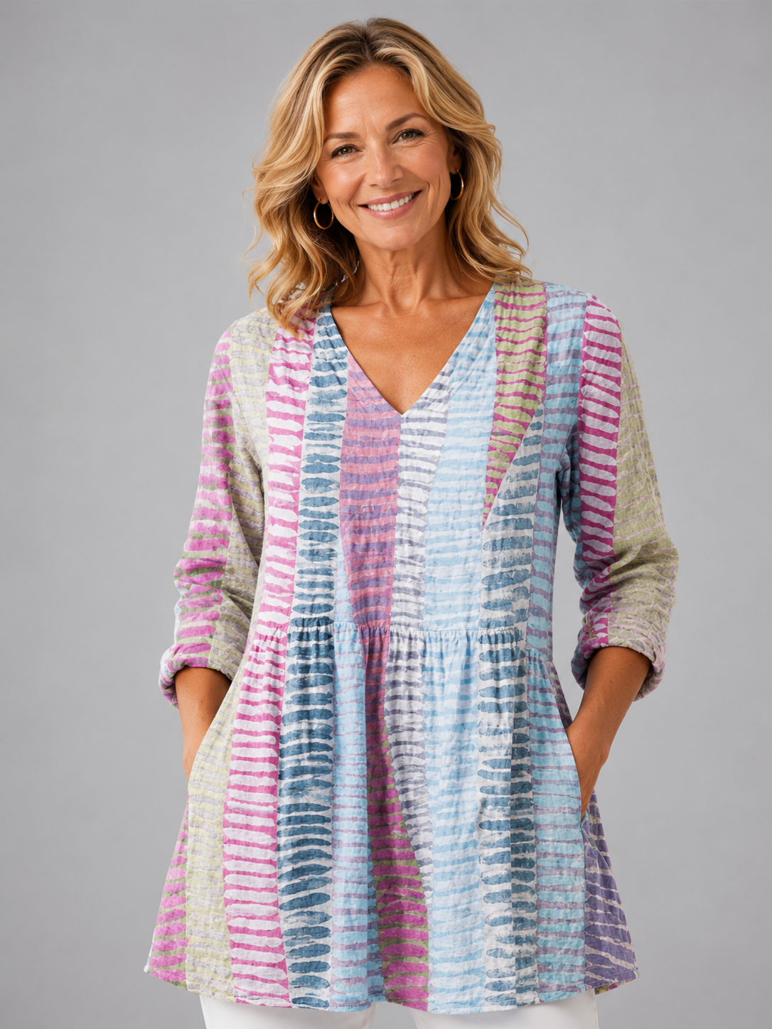 Anais | Long Blouse with V-Neck