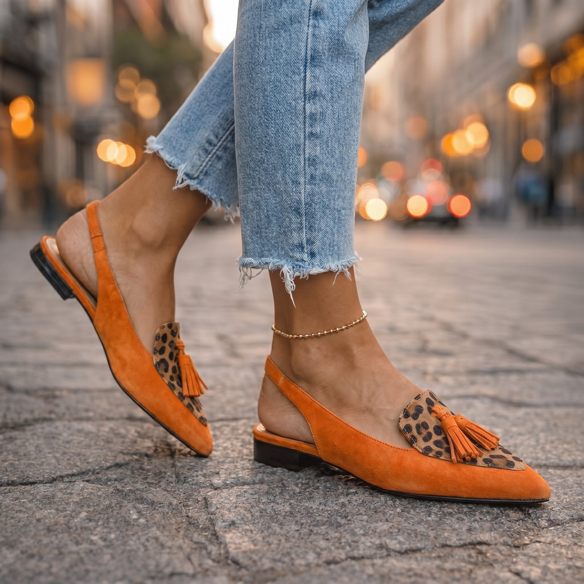 Lorena | Pom-Pom Comfort Flats