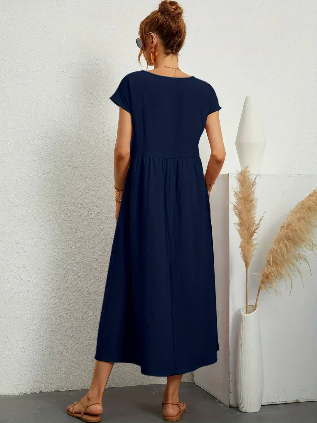 Gabrielle | Flowing Elegant Midi Dress
