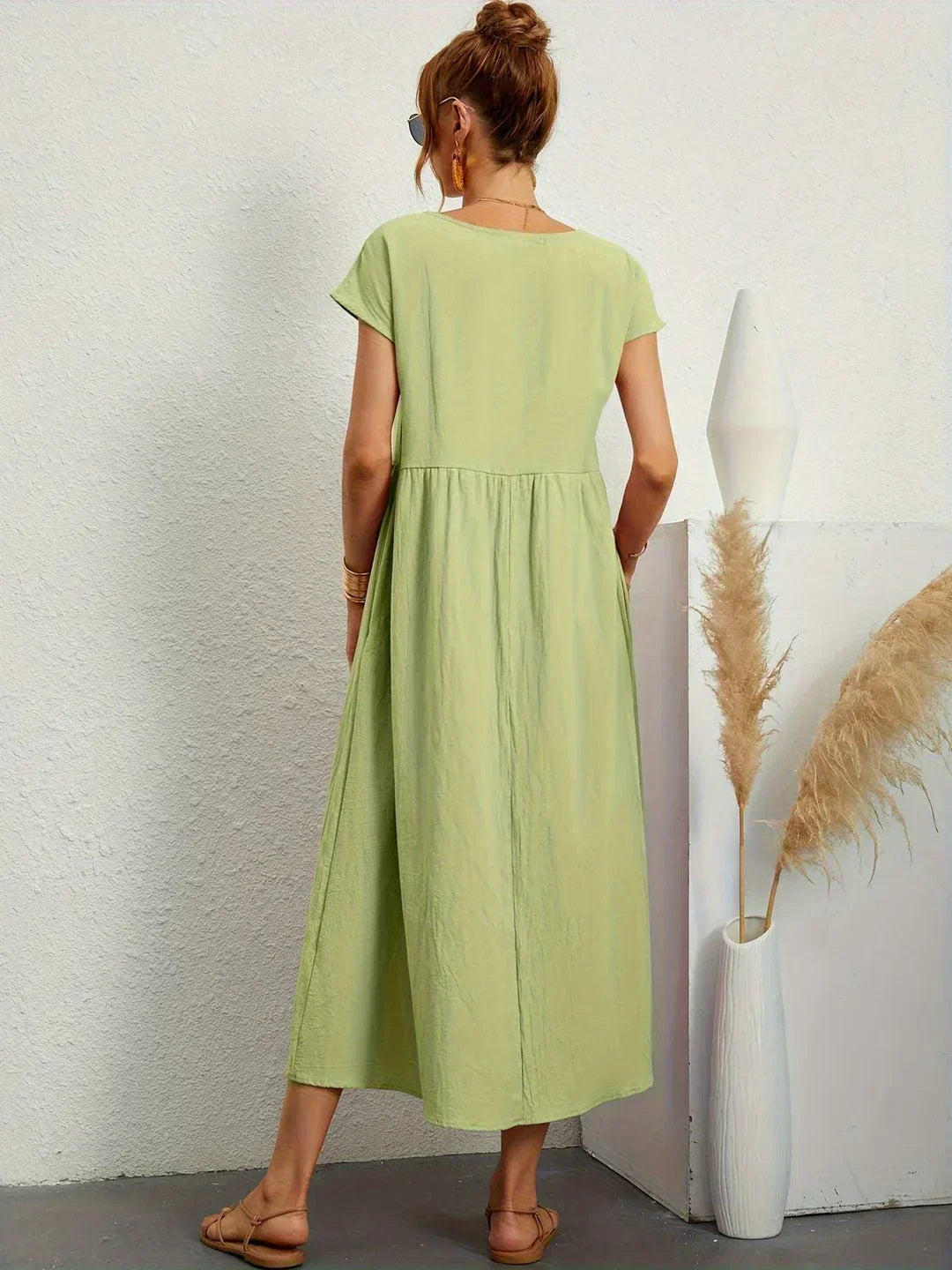 Gabrielle | Flowing Elegant Midi Dress