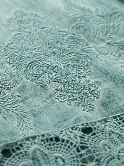 Lana | Timeless Lace Midi Dress