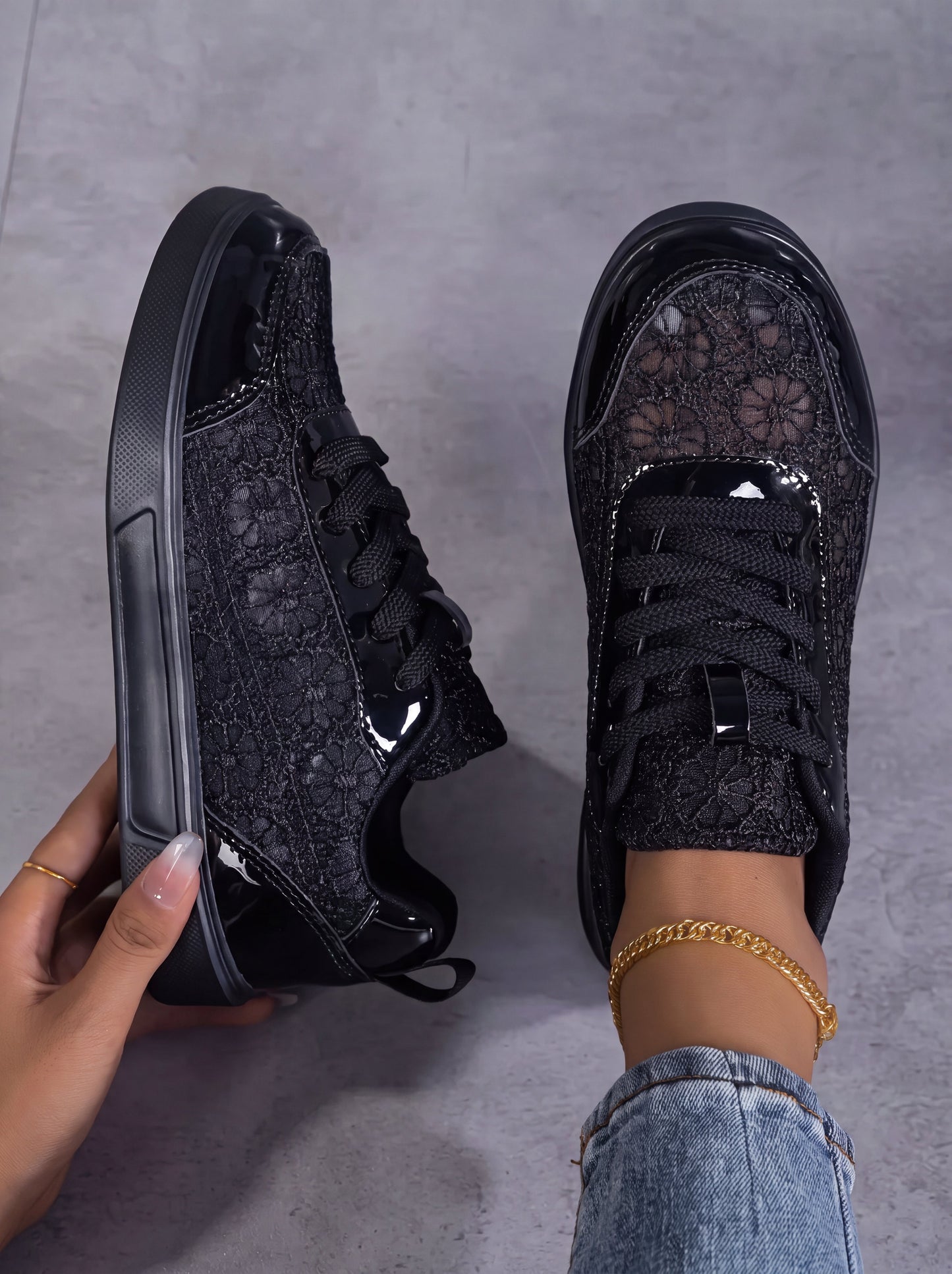 Fiore | Floral Lace Sneakers