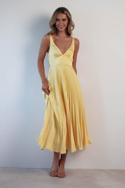Malka | Elegant Soft-Drape Maxi Dress