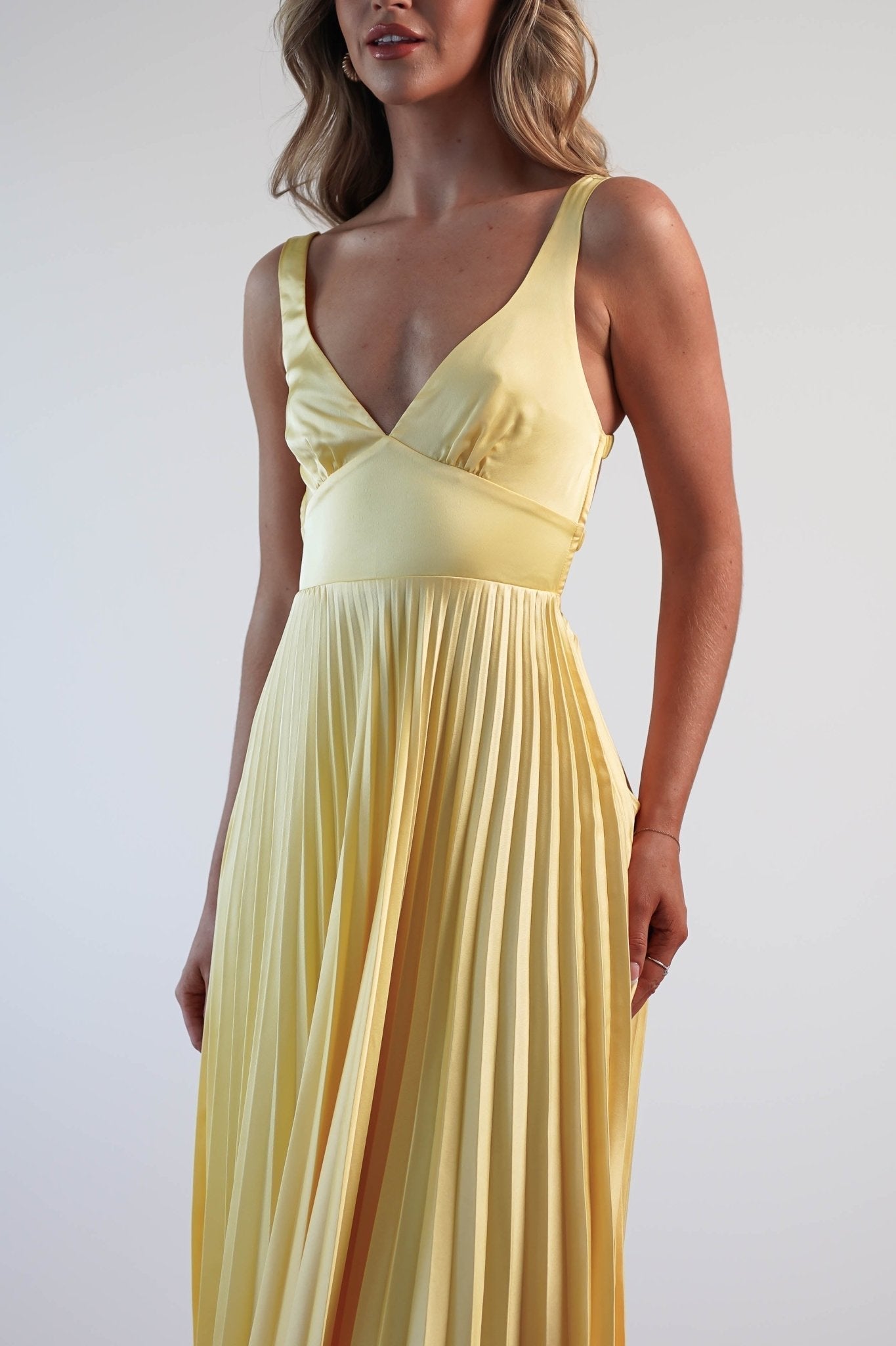 Malka | Elegant Soft-Drape Maxi Dress