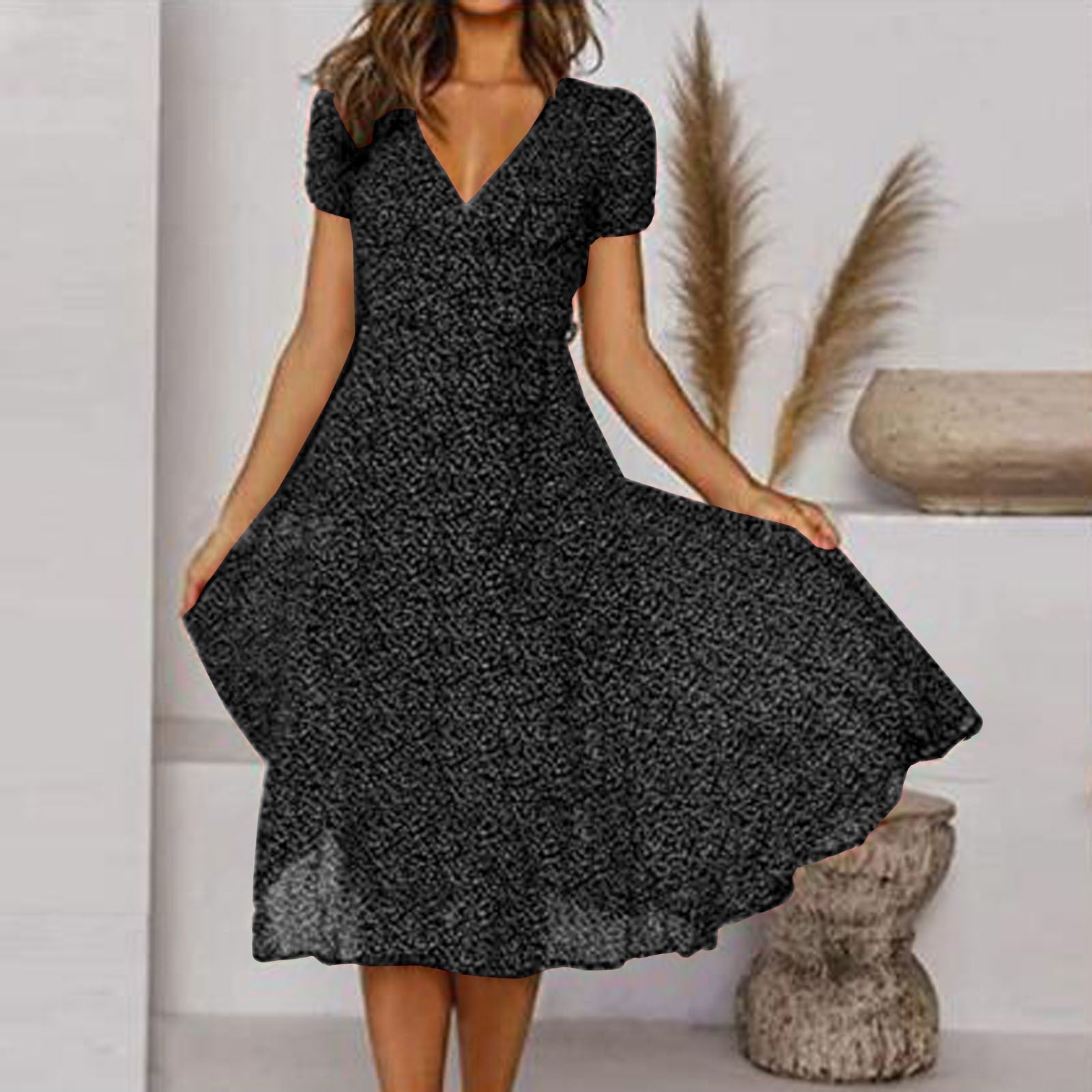 Jolanda | Floral V-Neck Midi Dress