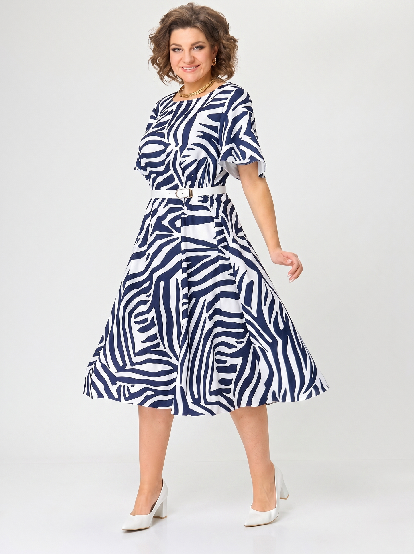 Serena | Waist-Defining Printed Midi Dress