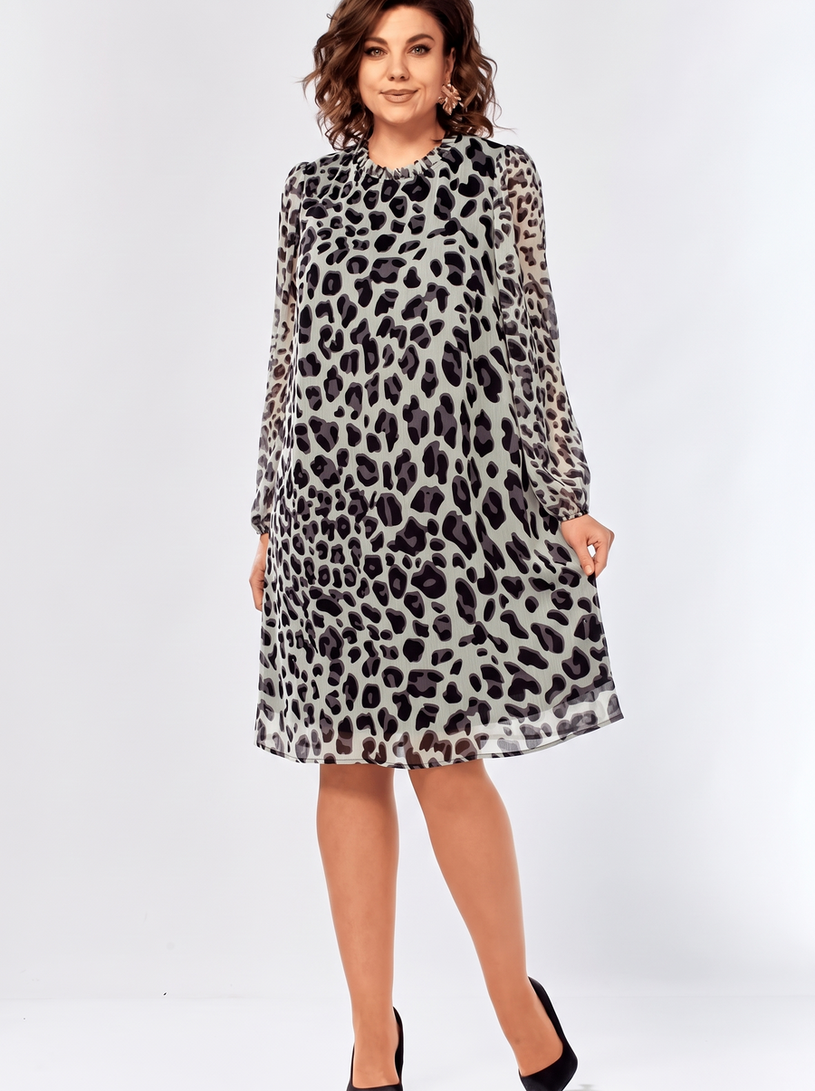 Amara | Elegant Plus-Size Midi Dress